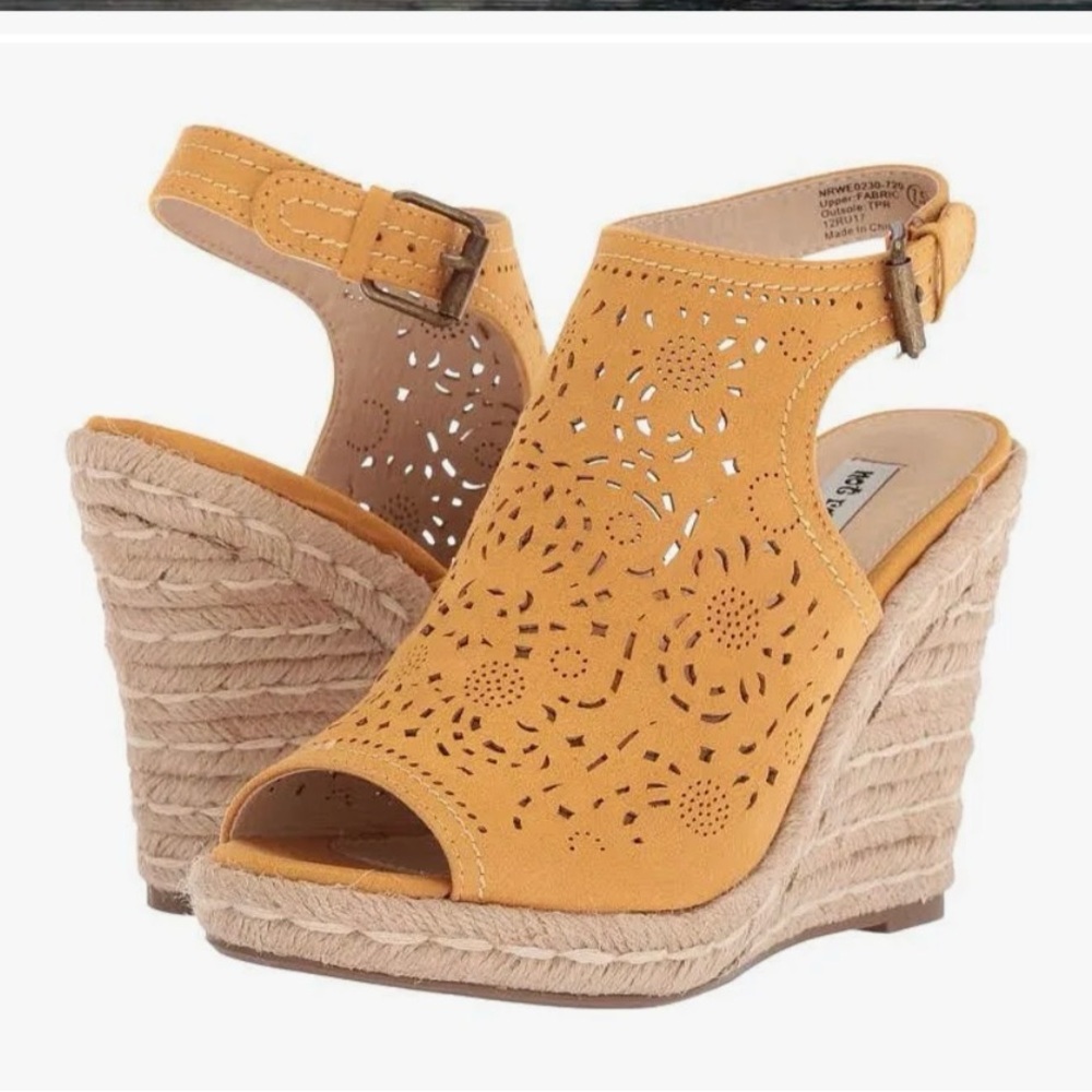 Not Rated Women's Shoes Not Rated Jobyna Mustard Wedges - size 8